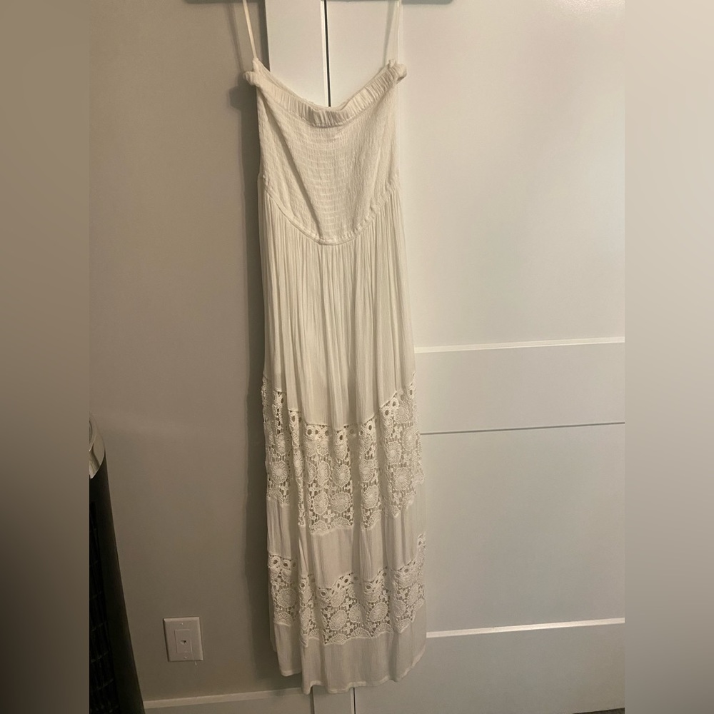 White strapless dress w slip inside